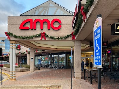 AMC Worldgate 9