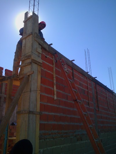 Photos of Corral&oacute;n Un Amigo Para Construir