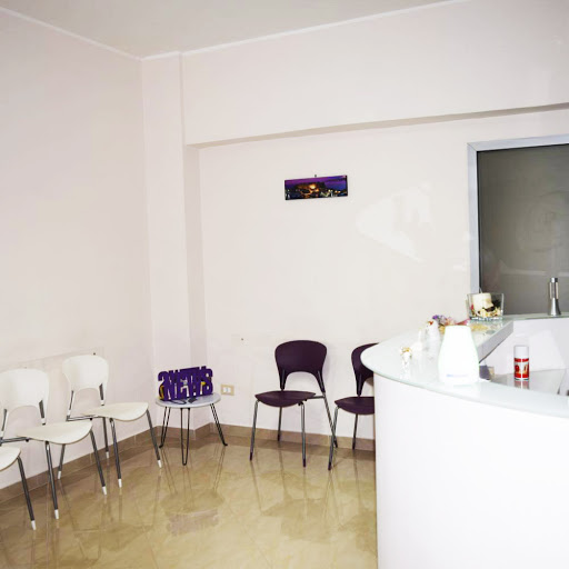 Studio Dentistico Odontoiatrico Esposito Carlo Dott. - Thumbnail