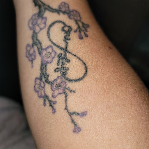 Divine Lines Body Art Studio Gallery - United States