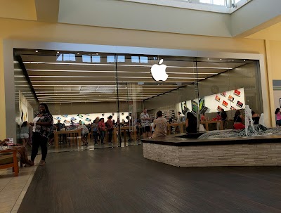 Photos of Apple Manhattan Village