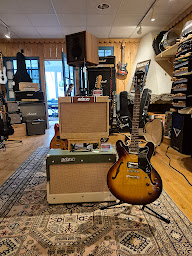 Photo n°19 de Jam - Music Store à Châteauroux (Magasin de musique)