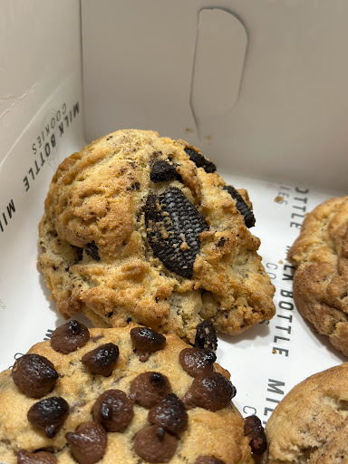Milk Bottle Cookies - Thumbnail