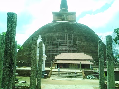 Photos of Relic Shine of Abhayagiriya