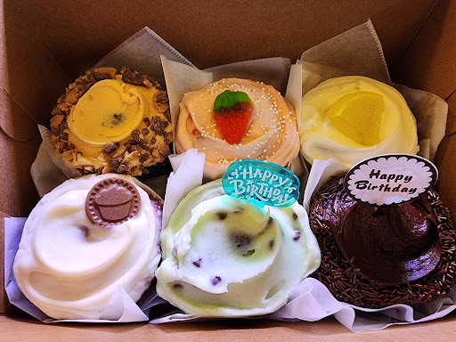 Frosted Cupcakery Gallery - United States