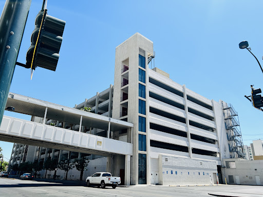 282 N Casino Center Blvd Garage