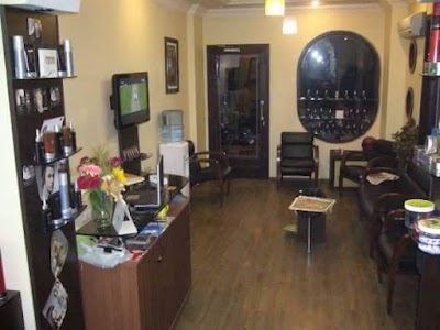 Photos of Fashion Saloon