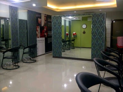 Photos of Lely Salon & Beauty Care