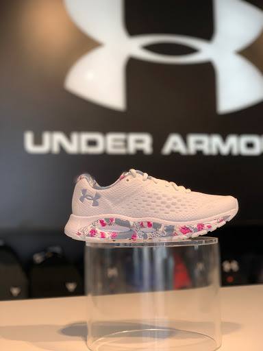 UNDER ARMOUR LIVIGNO - Thumbnail