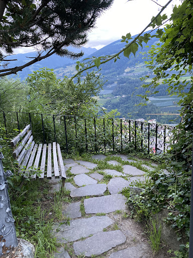 Parkbank zu schönen Aussicht Gallery - Italy