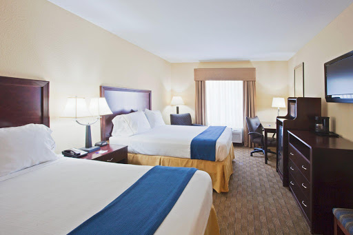 Holiday Inn Express & Suites Clearwater/US 19 N, an IHG Hotel - Thumbnail