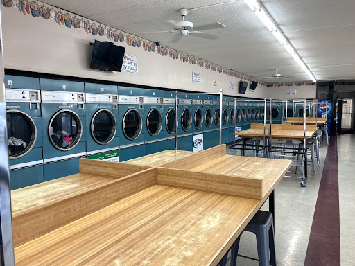 Magic Mile Laundry, Car Wash & Pet Wash - Thumbnail