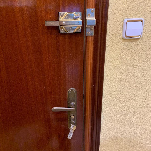 Blindaje Total: Tu Hogar Seguro en Valencia