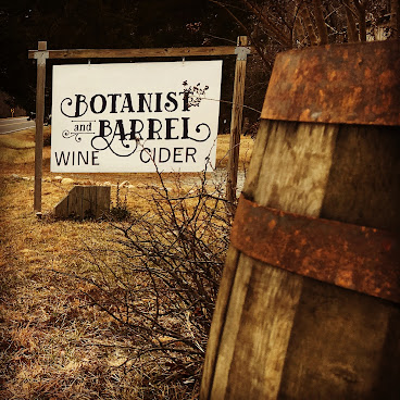 Botanist and Barrel by null