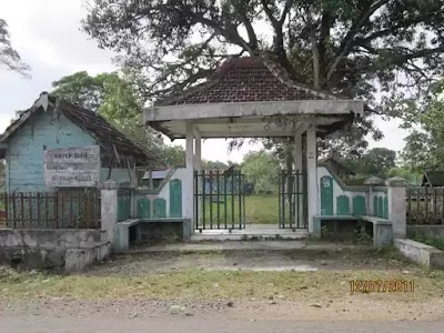Photos of MAKAM GUNUNG WURUNG