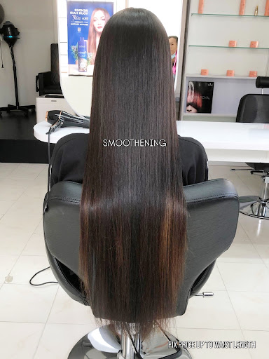 Get frizz-free, silky, and smooth hair with our professional hair smoothening treatment at PAIRS…
