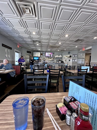 Sal's Place Family Restaurant - Monroe, MI