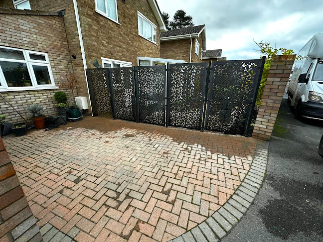 Comments and reviews of Abacus Garage Doors & Gates Security Ltd