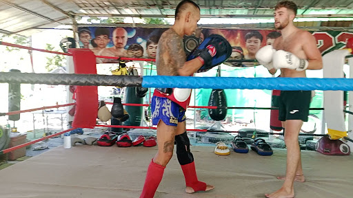 PAINTBALL & BENTHONG MUAY THAI