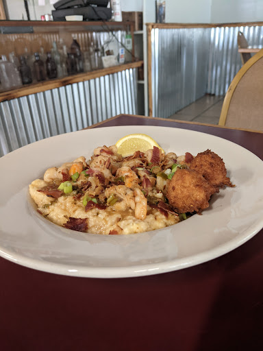 Capt Kelly's Grill - Visual