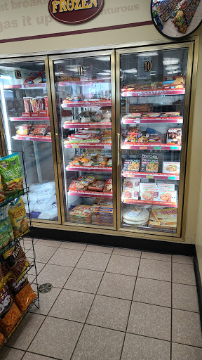Gulf Gas station Friendly food mart - Thumbnail