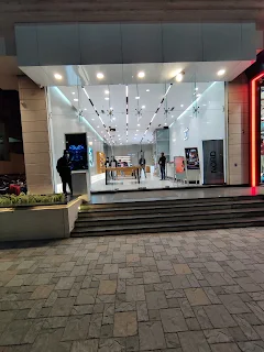 OnePlus Experience Store photo 1