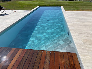 Photo n°2 de CHARLET PISCINES à Saint-Memmie (Service de réparation de piscines)