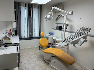 Photo n°14 de Guez Karine à Montereau-Fault-Yonne (Dentiste)