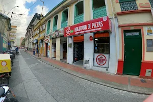 Bogotana de pizzas Calarca image