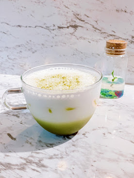 One coffee台北店 by null