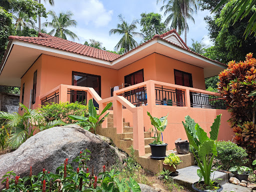 BaanSuan Ra Na Resorts