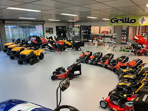 Photo n°1 de Poitou Motoculture Vienne (PMV) à Angliers (Magasin de matériel de motoculture)