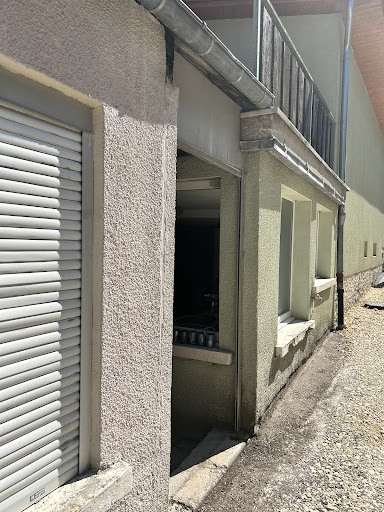 Facades 25
