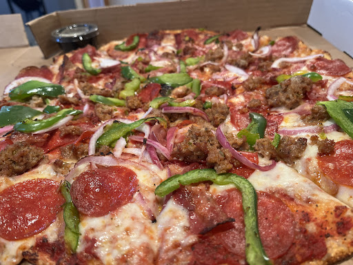 Last Chance Pizza & The Cove and Craft - Thumbnail