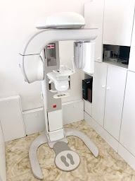 Photo n°9 de Dr SEDZE JEAN-PHILIPPE à Nice (Cabinet d'implants dentaires)