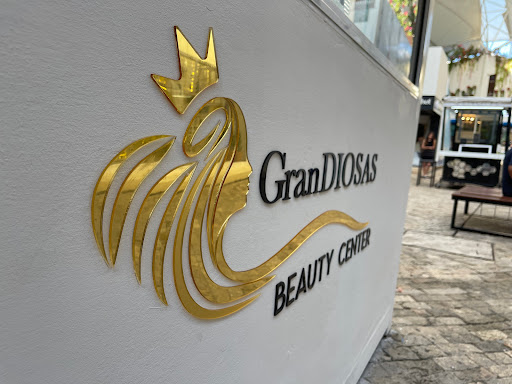 GranDIOSAS Beauty PASEO DEL CARMEN