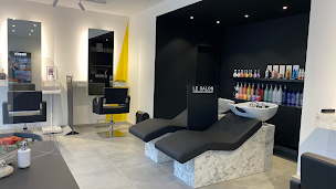 Photo n°10 de LE SALON GRÉGORY CROCHET à Évreux (Salon de coiffure)