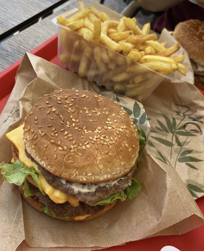 Photo 6 - Beach Burger