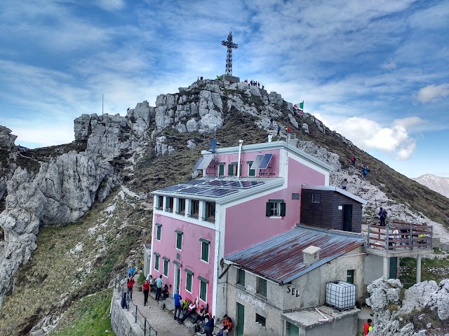 Rifugio Luigi Azzoni
