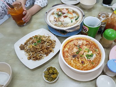 Photos of Ching Nam Hong