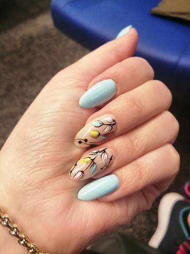 Rama Manicure - Thumbnail