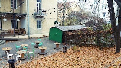 bar