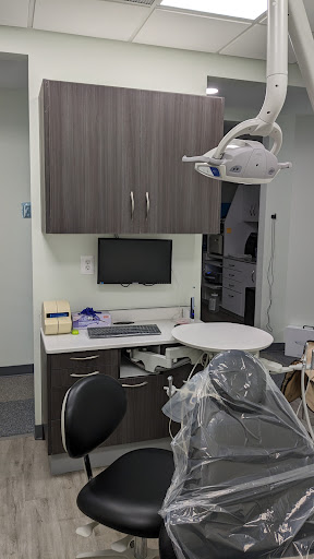 Glowing Smiles Dental - Thumbnail