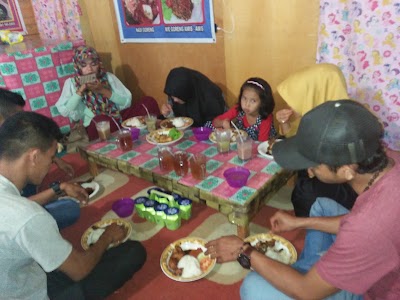 Photos of cafe Lesehan Orop Sudi