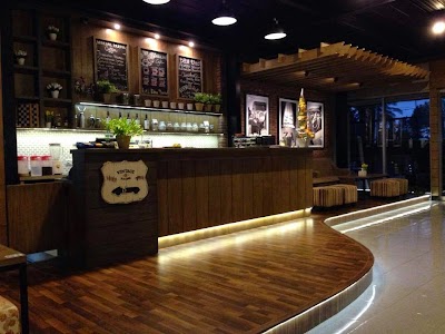 Photos of Kargloss Autocare & Cafe