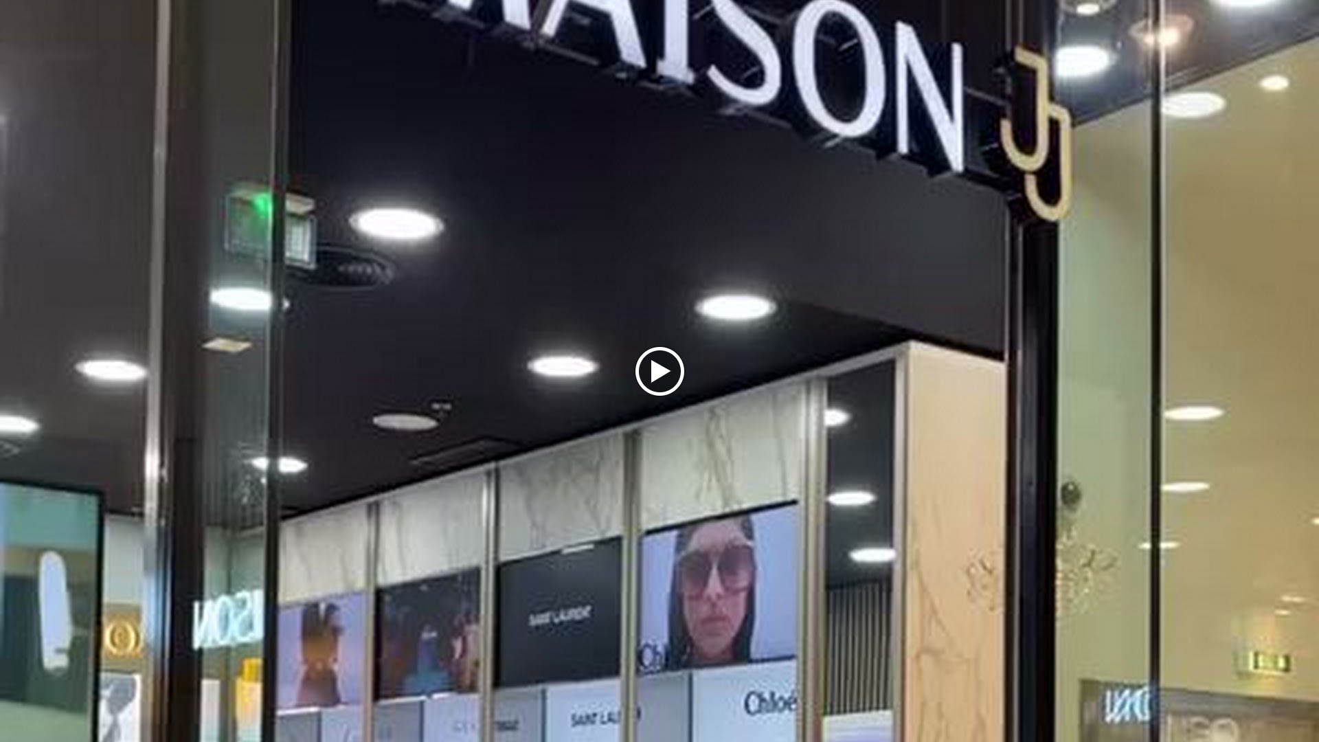 Maison J&J - Terrasses du Port - Ray Ban Meta - photo 2