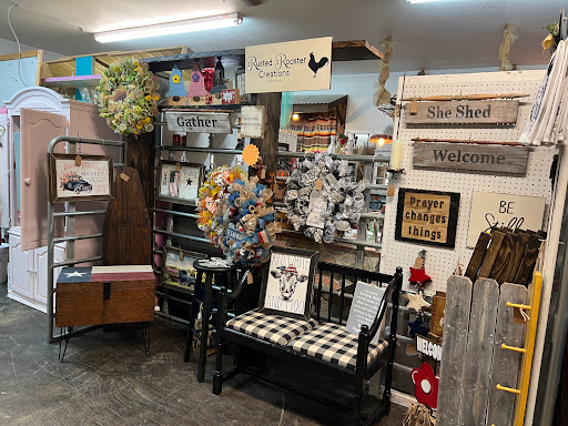 Lone Star Antique and Craft Mall - Thumbnail
