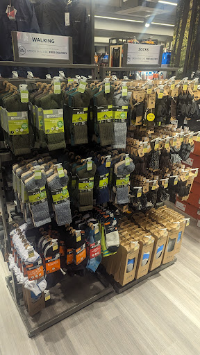 Mountain Warehouse Richmond - Thumbnail