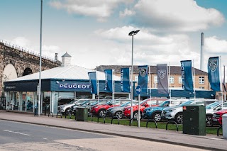 Perrys Huddersfield Peugeot