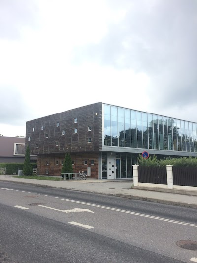 Photos of P&auml;&auml;sk&uuml;la Library